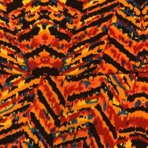 Lula Roe Maxi dress💕 - Picture 5 of 8